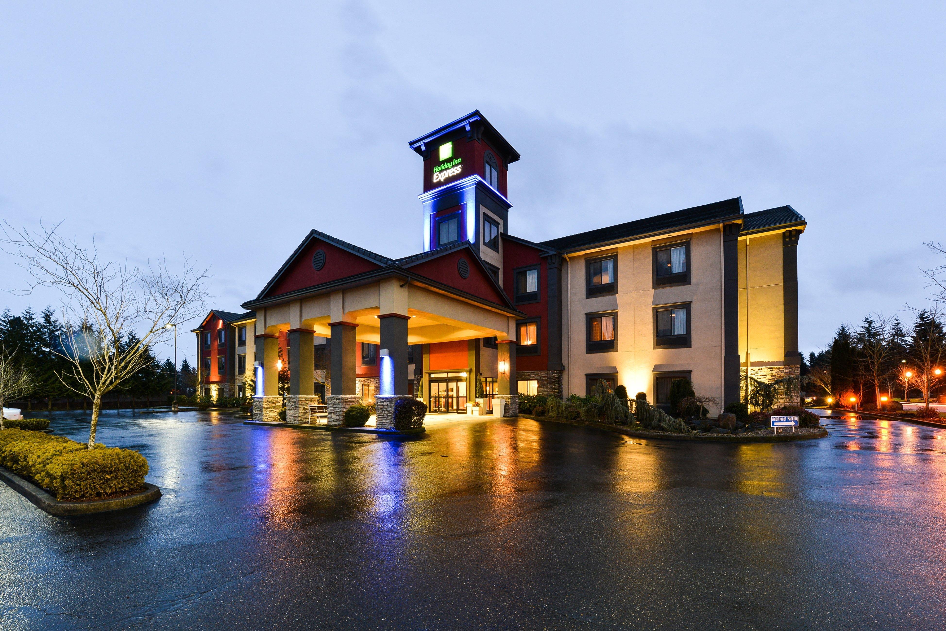 Holiday Inn Express Vancouver North By Ihg מראה חיצוני תמונה