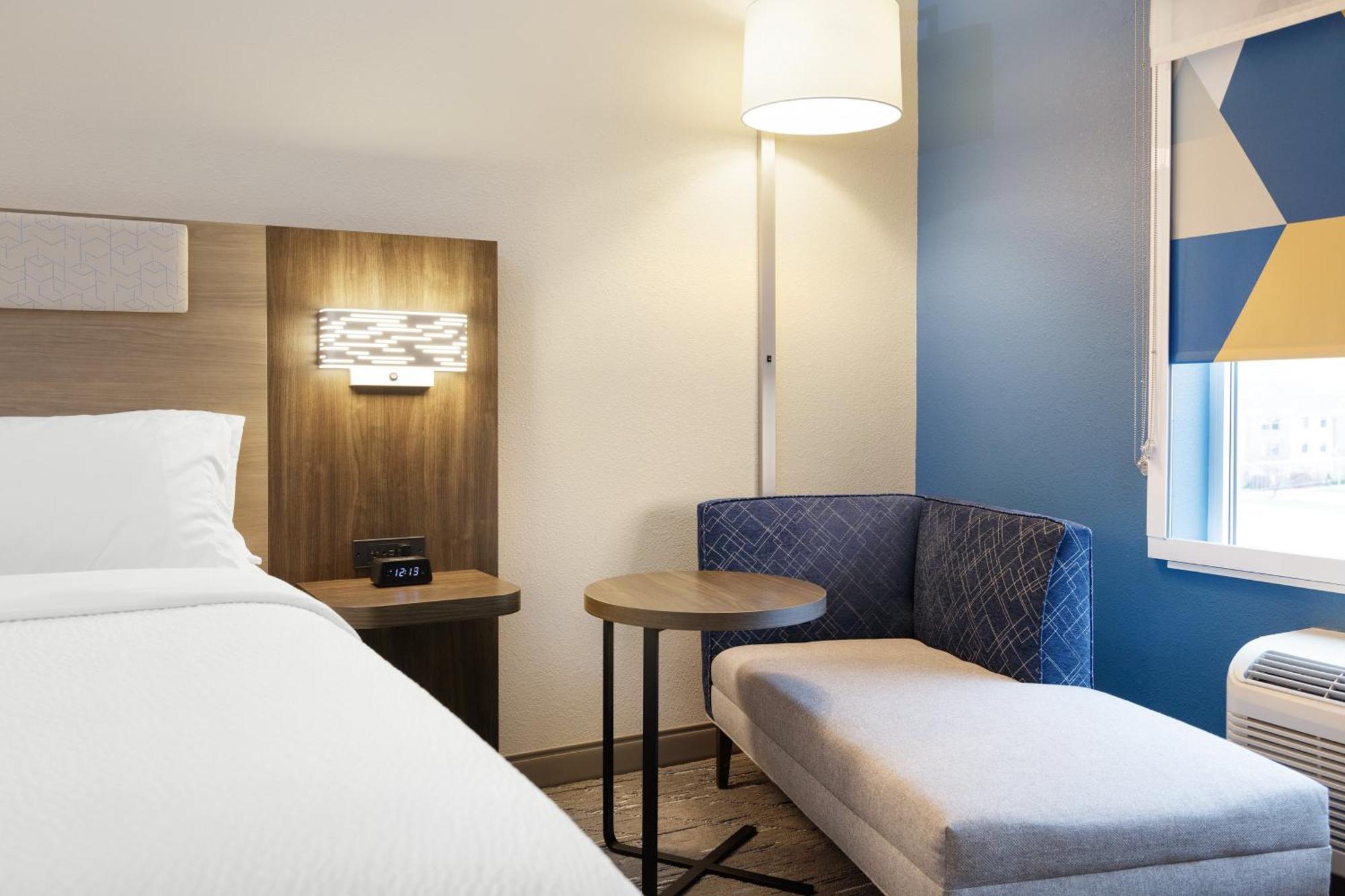 Holiday Inn Express Vancouver North By Ihg מראה חיצוני תמונה