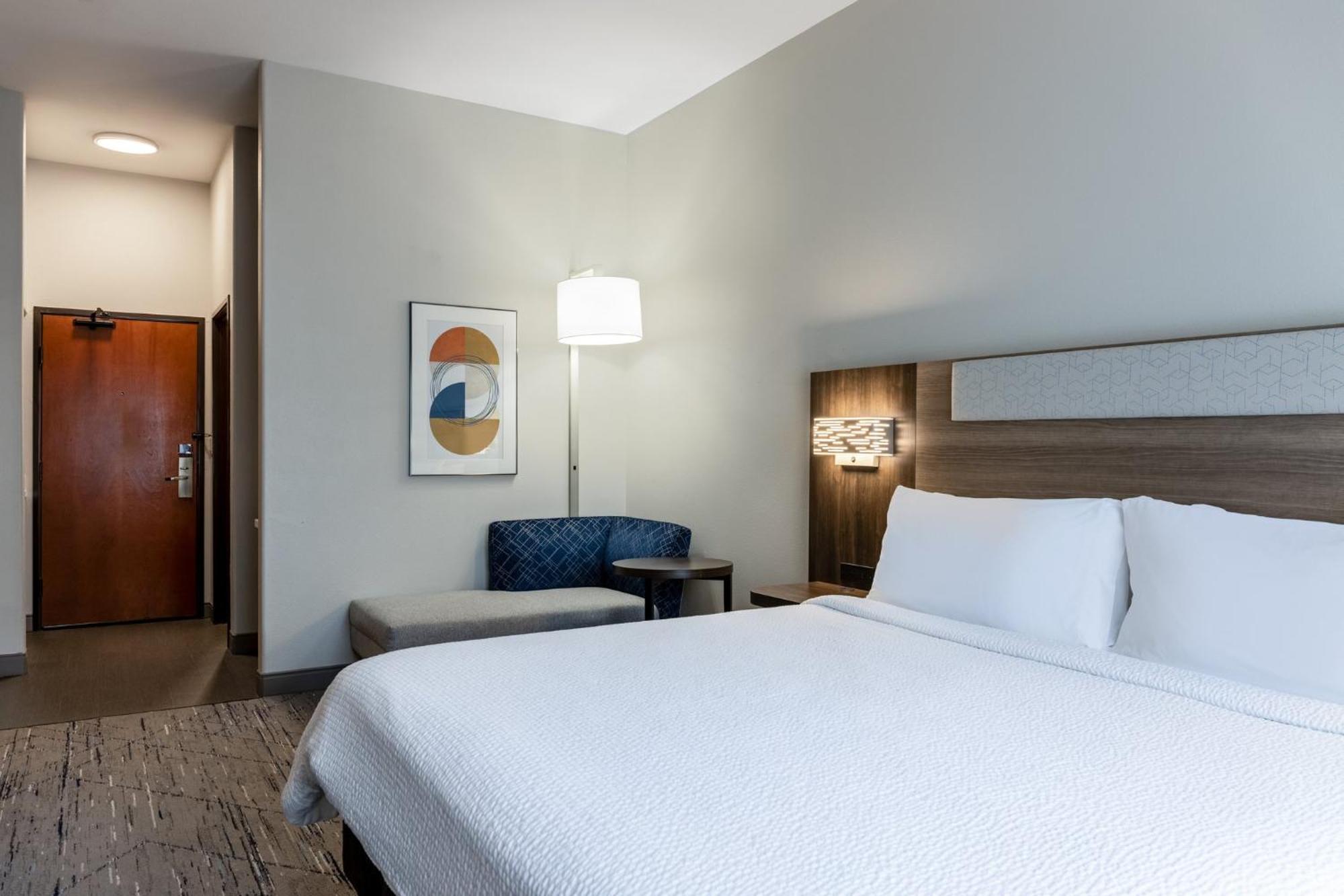 Holiday Inn Express Vancouver North By Ihg מראה חיצוני תמונה