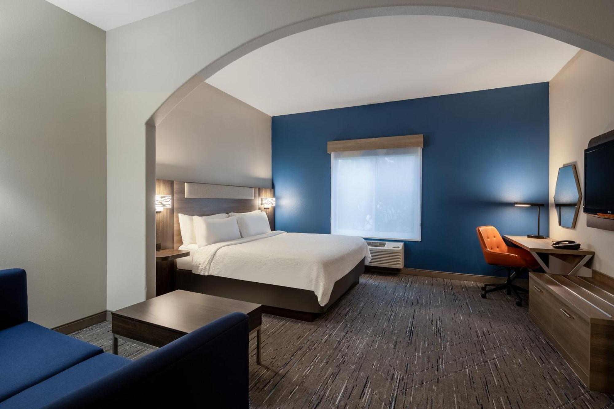 Holiday Inn Express Vancouver North By Ihg מראה חיצוני תמונה