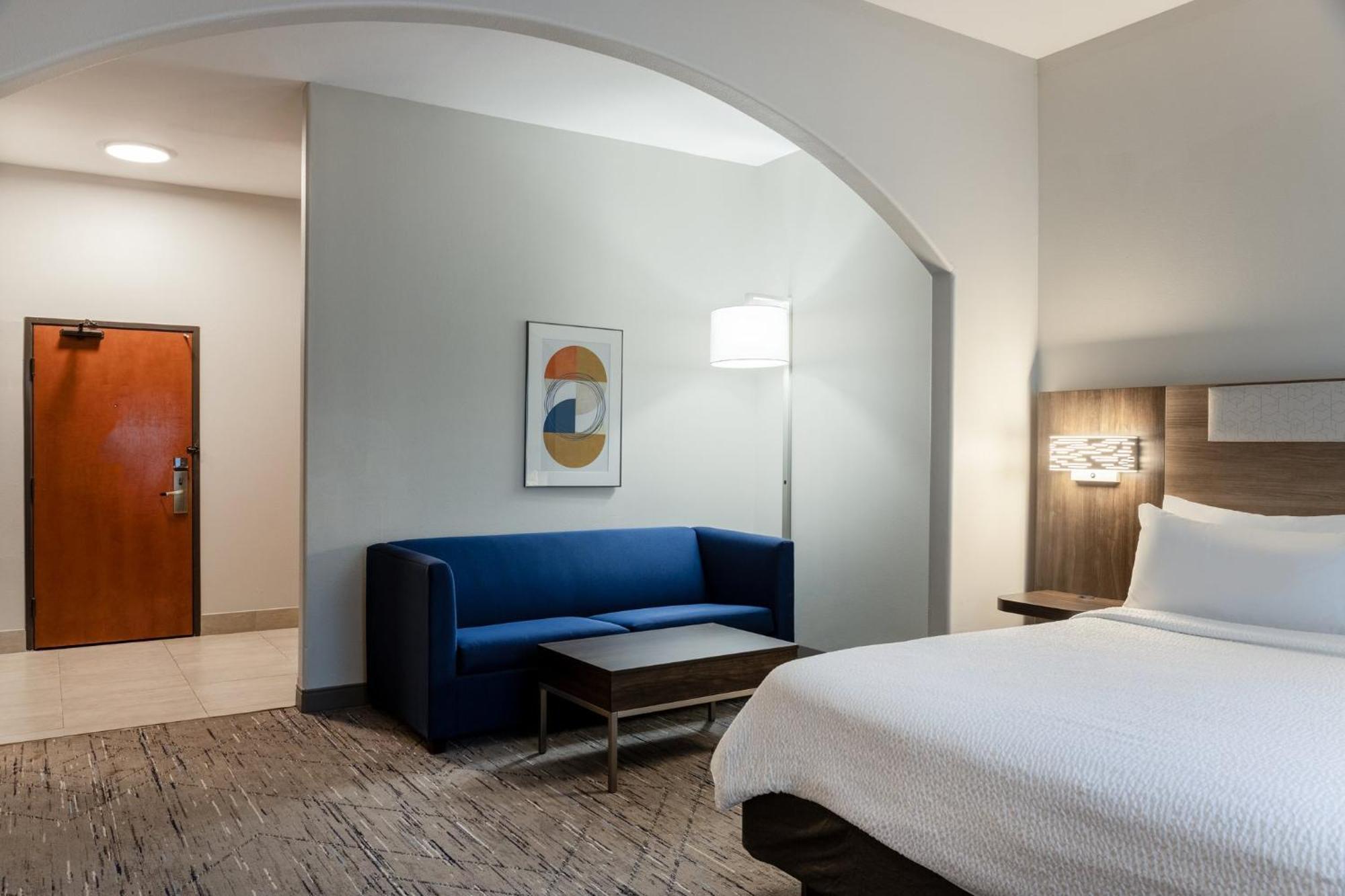 Holiday Inn Express Vancouver North By Ihg מראה חיצוני תמונה