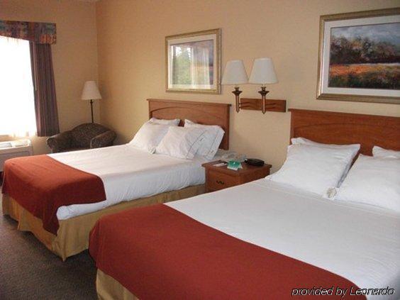 Holiday Inn Express Vancouver North By Ihg חדר תמונה
